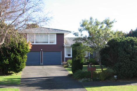 Photo of property in 11 Edwards Place, Terrace End, Palmerston North, 4410