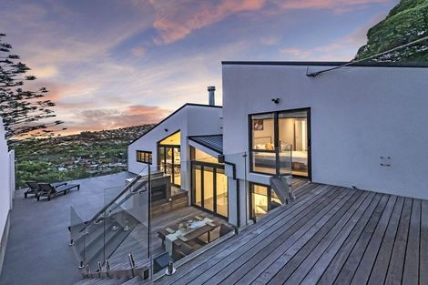 Photo of property in 21 Whareora Terrace, Cashmere, Christchurch, 8022