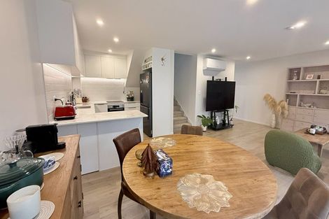 Photo of property in 6/11 Rengarenga Rise, Fairview Heights, Auckland, 0632