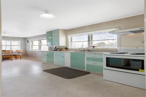 Photo of property in 11 Milich Terrace, Te Atatu South, Auckland, 0610