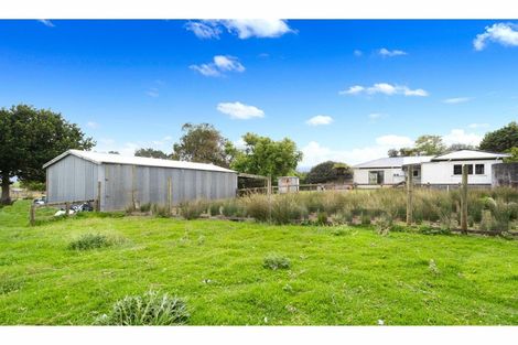 Photo of property in 5 Hutchinson Road, Helensville, 0875