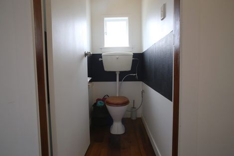 Photo of property in 13 York Crescent, Westown, New Plymouth, 4310
