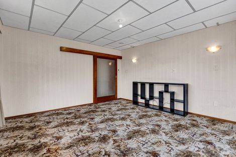 Photo of property in 1/2 Selwyn Street, Lower Vogeltown, New Plymouth, 4310