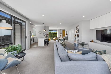 Photo of property in 37 Eyton Kay Road, Hobsonville, Auckland, 0616