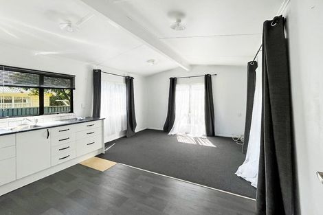 Photo of property in 2a Hendon Place, West End, Palmerston North, 4412