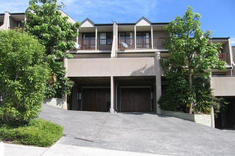 Photo of property in 3/9 Pannill Place, Oteha, Auckland, 0632