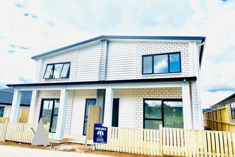 Photo of property in 16 Rorotu Avenue, Karaka, Papakura, 2113