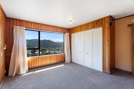 Photo of property in 8 Tairua Heights, Tairua, 3508