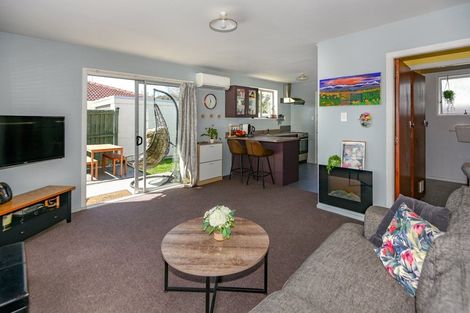 Photo of property in 4/161 Marine Parade, New Brighton, Christchurch, 8083