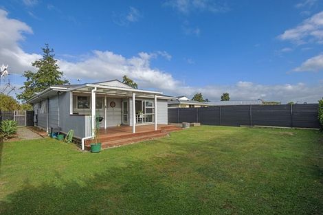 Photo of property in 11 Amberley Avenue, Westbrook, Palmerston North, 4412