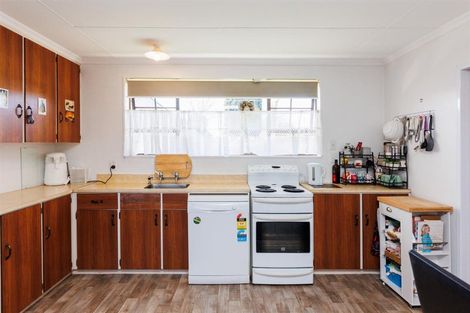 Photo of property in 36 Criterion Street, Bulls, 4818