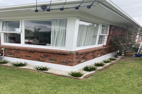 Photo of property in 1/11 Northumberland Avenue, Hauraki, Auckland, 0622
