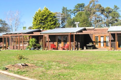 Photo of property in 5 Cotebrooke Lane, Hillcrest, Hamilton, 3216