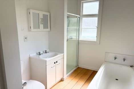 Photo of property in 3/23 Fifield Terrace, Waltham, Christchurch, 8023