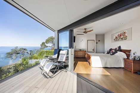 Photo of property in 93 Tiri Road, Tindalls Beach, Whangaparaoa, 0930