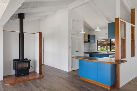 Photo of property in 2 Denby Close, Athenree, Katikati, 3177