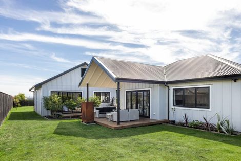 Photo of property in 23 Rich Rise, Havelock North, 4130