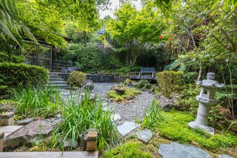 Photo of property in 412 Scenic Drive, Waiatarua, Auckland, 0612