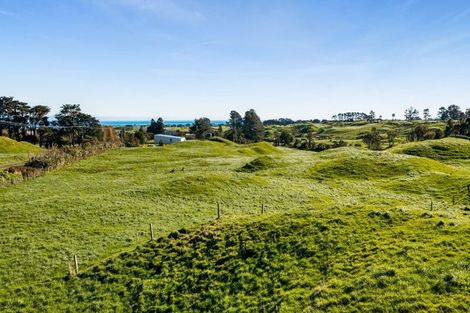 Photo of property in 107a Ngariki Road, Rahotu, Opunake, 4684