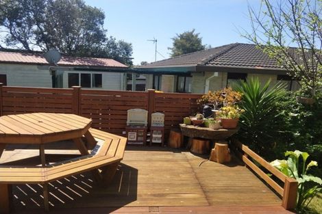 Photo of property in 6a Lilian Place, Farm Cove, Auckland, 2012