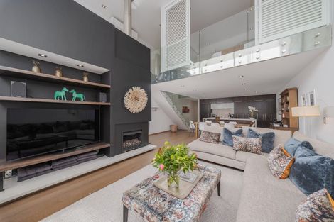 Photo of property in 12 Holly Road, St Albans, Christchurch, 8014