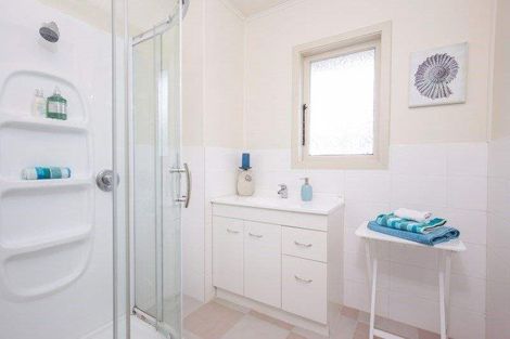 Photo of property in 81 Smythe Road, Henderson, Auckland, 0612