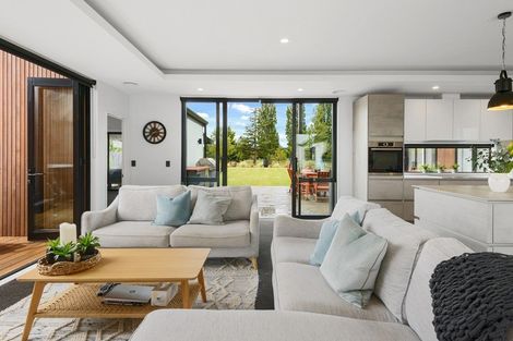 Photo of property in 5 Kawharu Street, Marshland, Christchurch, 8083