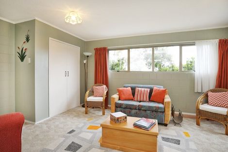 Photo of property in 43 Layard Street, Windsor, Invercargill, 9810