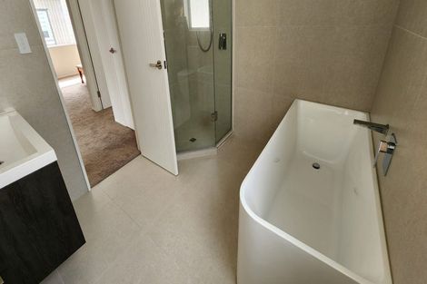 Photo of property in 28 Gecko Road, Hobsonville, Auckland, 0616