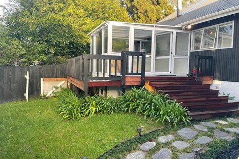 Photo of property in 1/41 Ravenwood Drive, Forrest Hill, Auckland, 0620