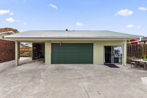 Photo of property in 4 Galloway Crescent, Farm Cove, Auckland, 2012