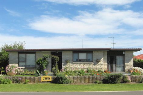 Photo of property in 9b Wellington Street, Te Hapara, Gisborne, 4010