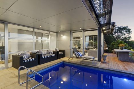 Photo of property in 12a Valley View, Mount Pleasant, Christchurch, 8081