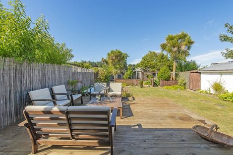 Photo of property in 25 Cross Street, Waikuku Beach, 7473