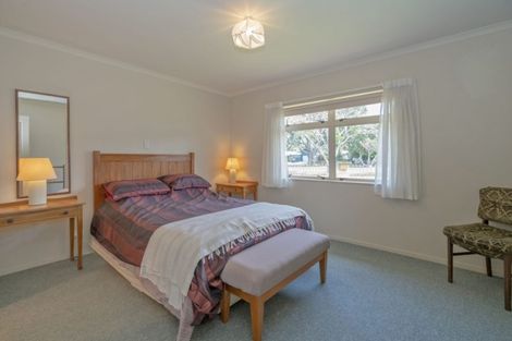 Photo of property in 2 Parkland Place, Whitianga, 3510