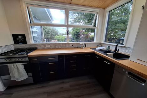 Photo of property in 69 Tarahua Road, Welbourn, New Plymouth, 4310