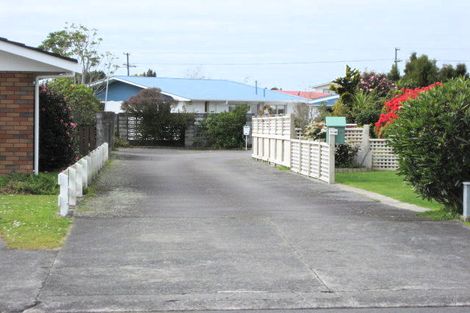Photo of property in 14c Truby King Street, Merrilands, New Plymouth, 4312