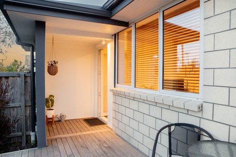 Photo of property in 121 Caledonian Road, St Albans, Christchurch, 8014