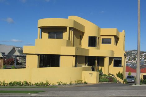 Photo of property in 15 Derry Hill, Churton Park, Wellington, 6037