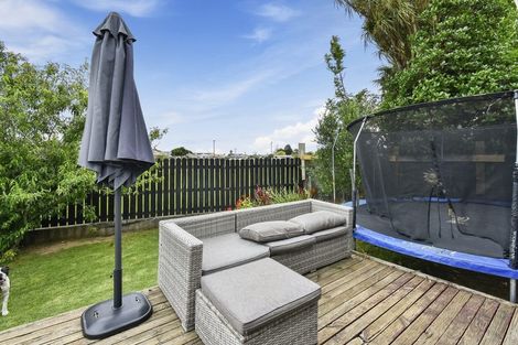 Photo of property in 2/26 Gray Avenue, Mangere East, Auckland, 2024