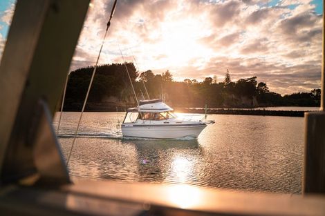 Photo of property in 90 Ardern Avenue, Stanmore Bay, Whangaparaoa, 0932