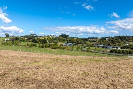 Photo of property in 20 Oak Valley Road, Dairy Flat, 0792