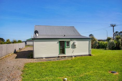 Photo of property in 1 Mahuru Lane, Okato, 4335