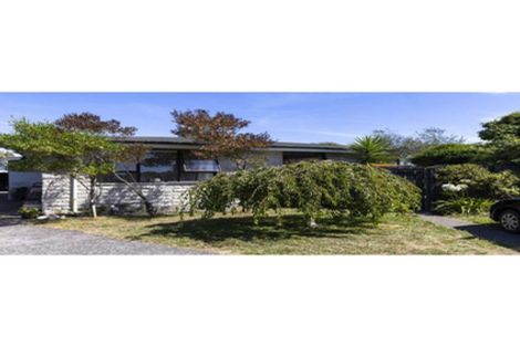 Photo of property in 27 Ngahue Crescent, Carters Beach, Westport, 7825