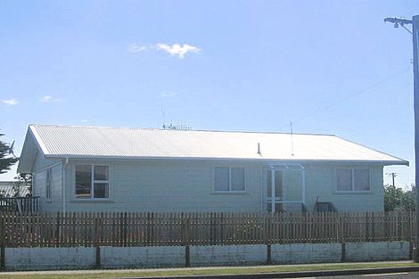 Photo of property in 209 Seaforth Road, Waihi Beach, 3611