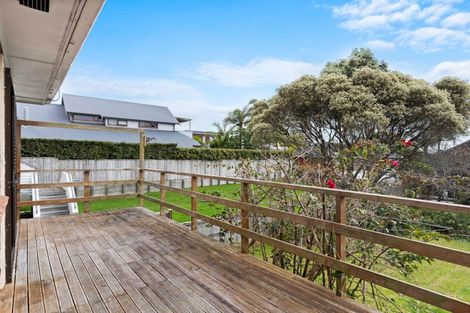 Photo of property in 33 St Michaels Avenue, Point Chevalier, Auckland, 1022