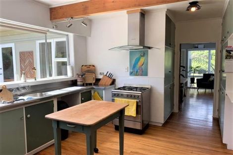 Photo of property in 39 Acheron Road, Paremata, Porirua, 5026