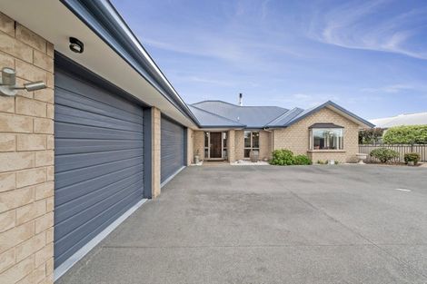 Photo of property in 72 Rotherham Drive, West Melton, 7618