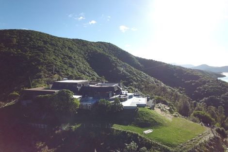 Photo of property in 41 Marina Drive, Waikawa, Picton, 7220