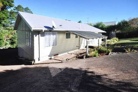 Photo of property in 81 Kemp Road, Massey, Auckland, 0614